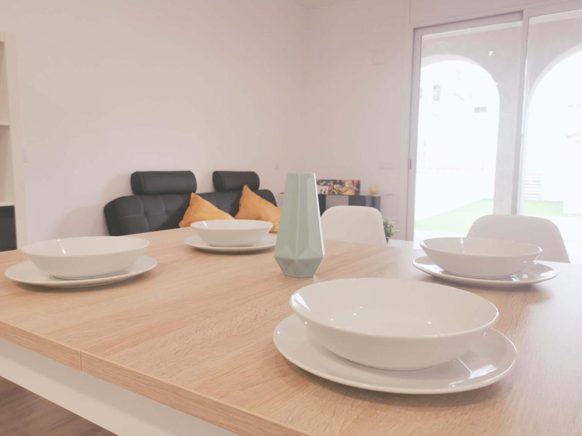 Casa Kimo Platja Apartment Виланова-и-ла-Желтру Екстериор снимка