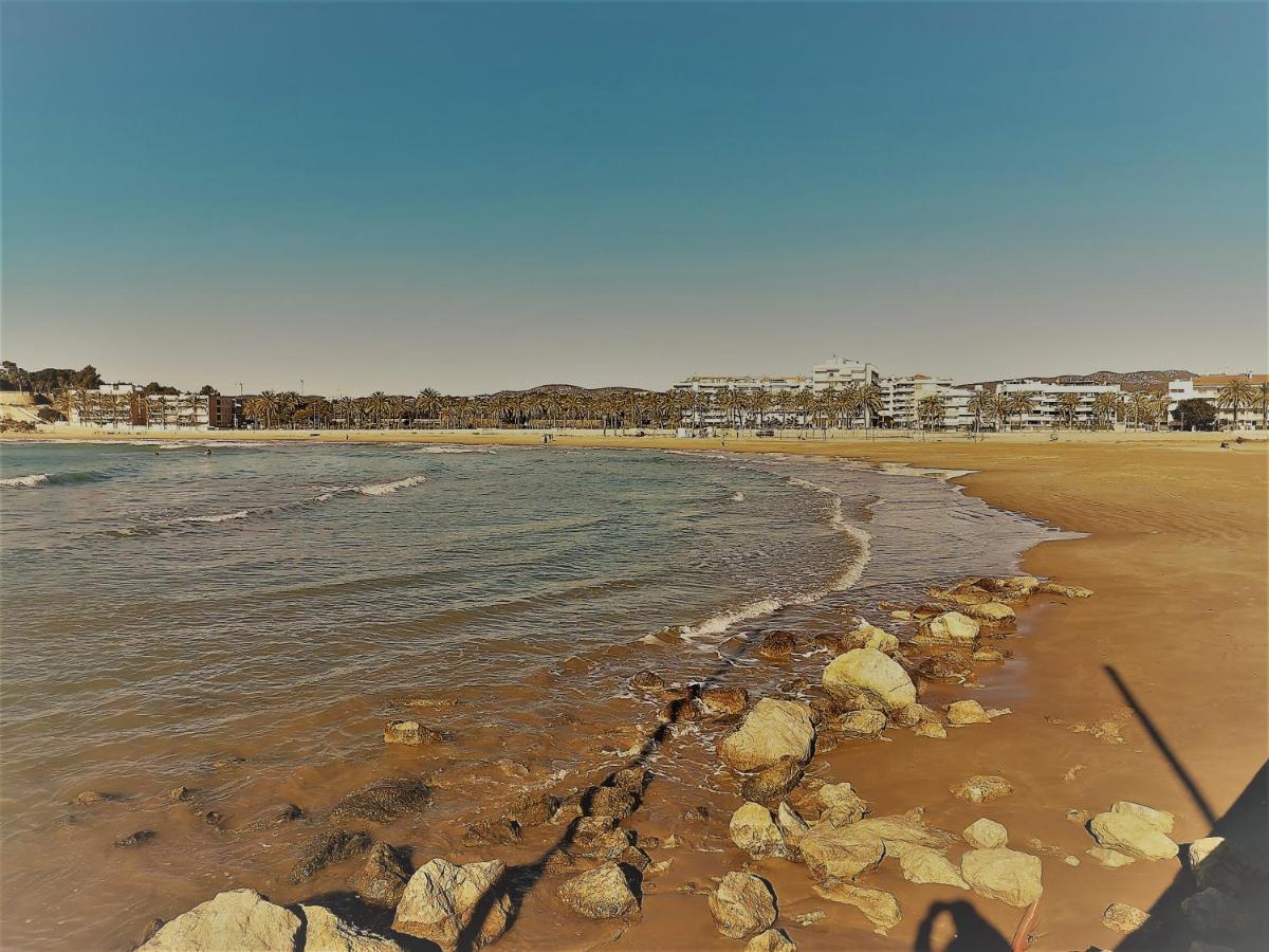 Casa Kimo Platja Apartment Виланова-и-ла-Желтру Екстериор снимка