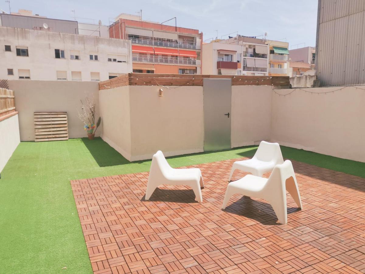 Casa Kimo Platja Apartment Виланова-и-ла-Желтру Екстериор снимка